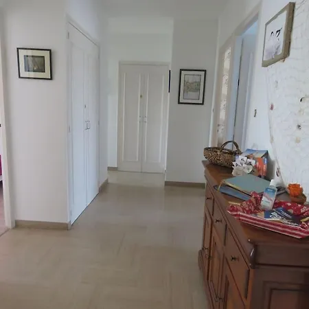 아파트 La Chaume Appartement Refait Neuf 600M Des Plages